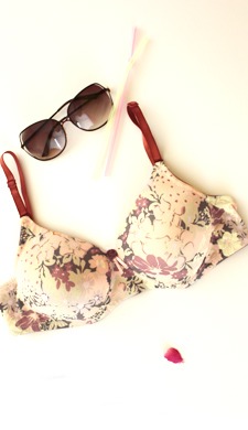 Printed Lightly Padded Wirefree Demi Cup T-Shirt Bra - Peach